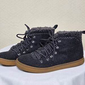 Rocket Dog Gray Ankle Booties Size-10